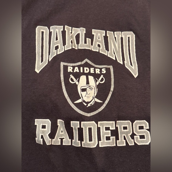 Vintage 80s Oakland Raiders 3/4 sleeve tshirt - Picture 3 of 5